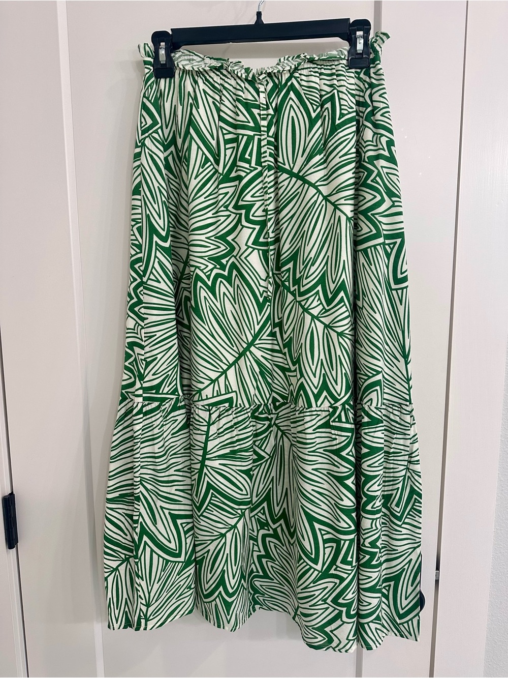 Blu Pepper Green and White Leaf-Print Maxi Skirt
